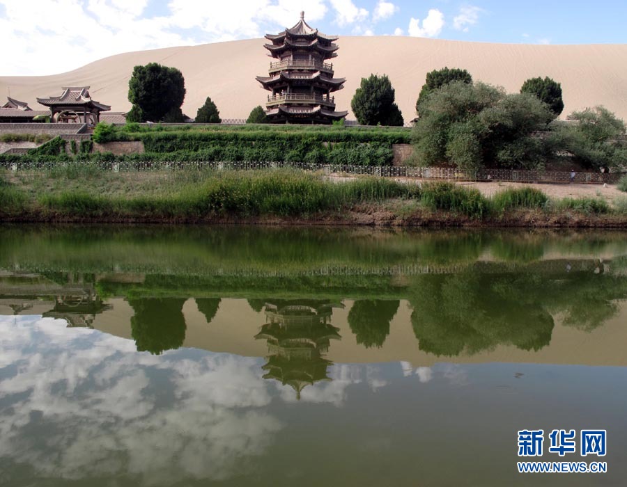 Мировое чудо - источник Юея в пустыне 