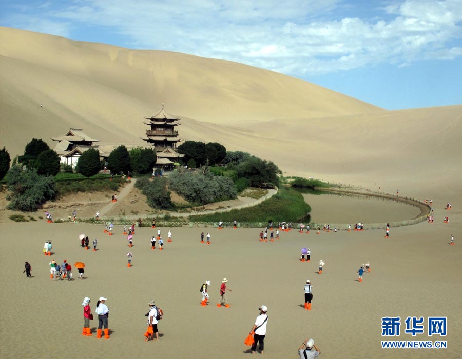 Мировое чудо - источник Юея в пустыне 